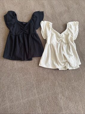 NOBO Textured Flutter Sleeve Peplum Top - Black & Off-White - fits Medium/Small